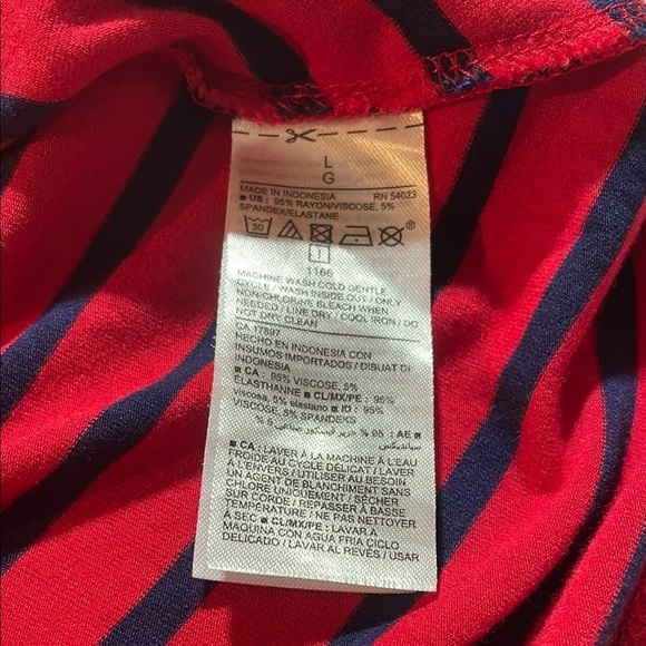 Old Navy Red and Black Sleeveless Sundress - Picture 11 of 11